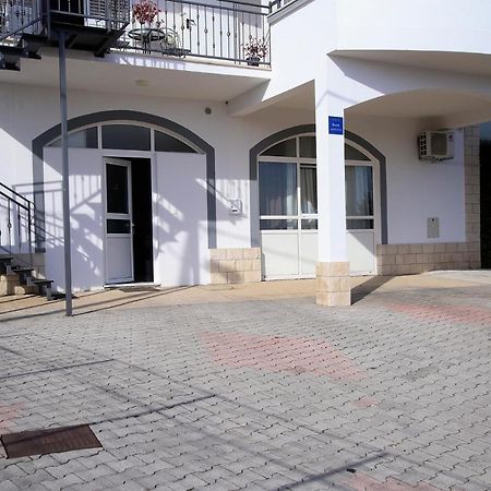 Charming Carmen Apartment คาชเตลา ภายนอก รูปภาพ