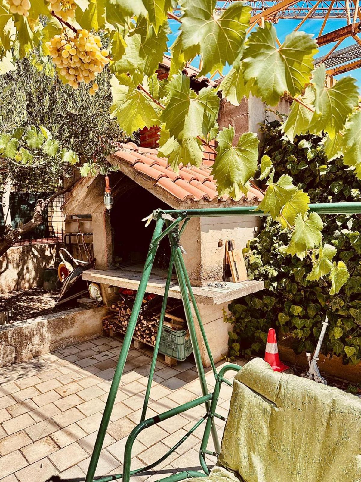 Charming Carmen Apartment คาชเตลา ภายนอก รูปภาพ