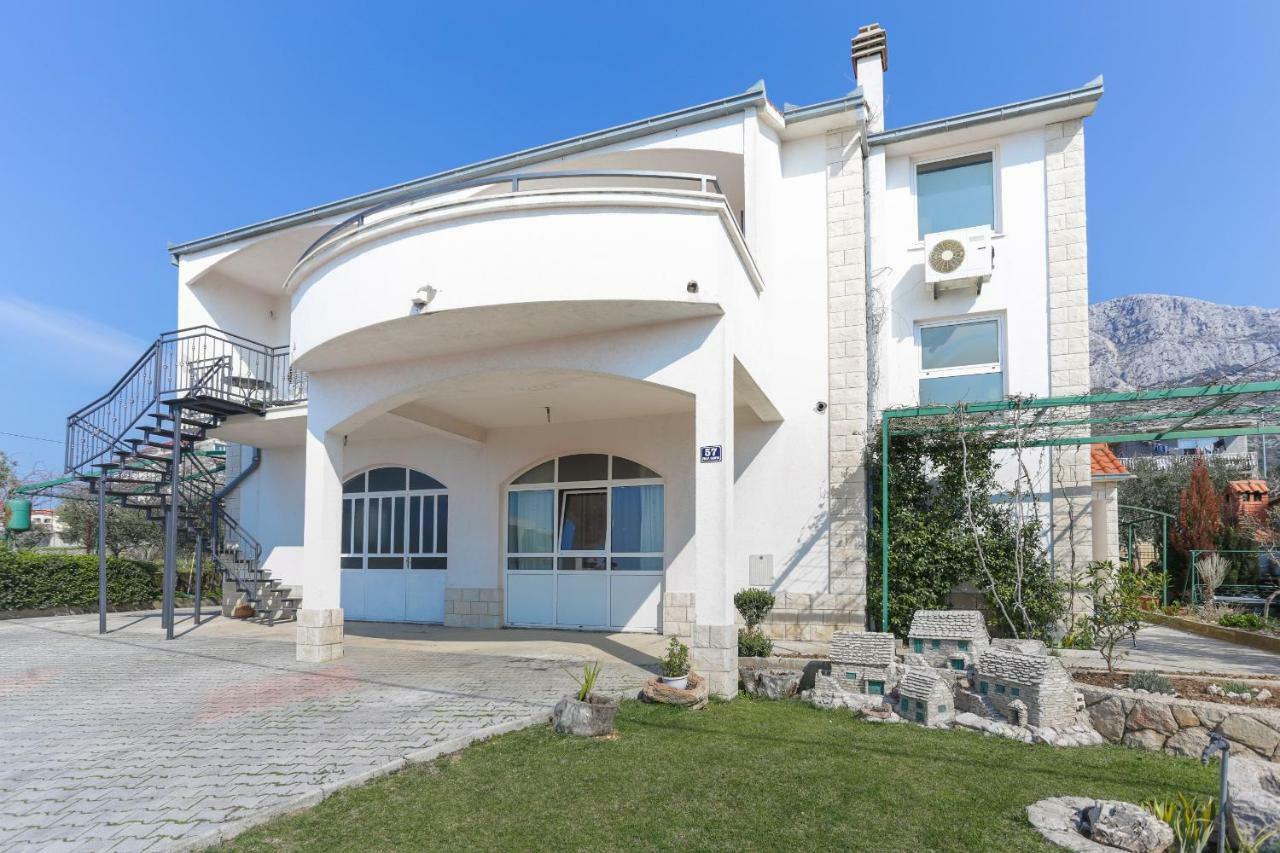 Charming Carmen Apartment คาชเตลา ภายนอก รูปภาพ